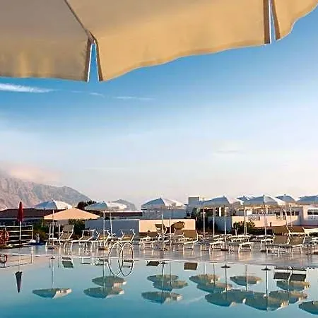 Grande Baia 4* San Teodoro (Sardinia)